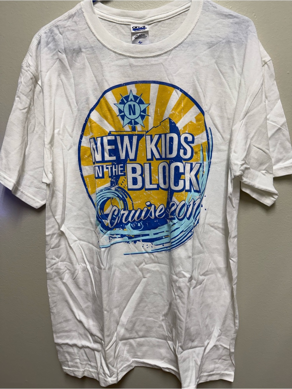 New Kids On The Block Cruise 2011 T-shirt Men’s Size Large